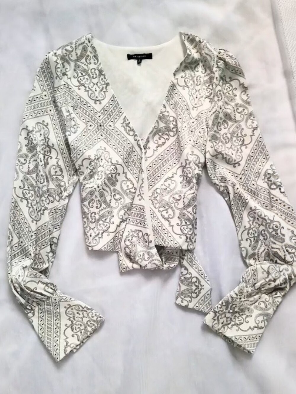 NWOT! Summer Resort En Saison Anthro Satin Top Women's Scarf Wrap Blouse Small